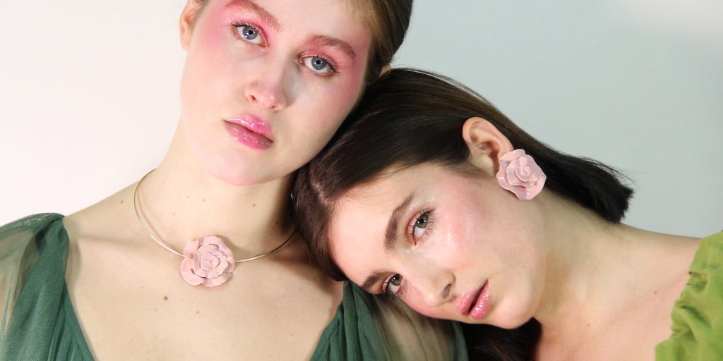 Collar Wardi rosa · vista 3