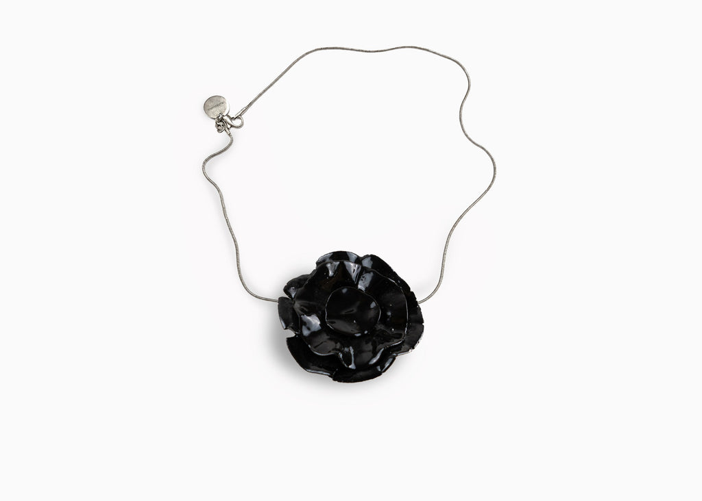 Wardi collar negro