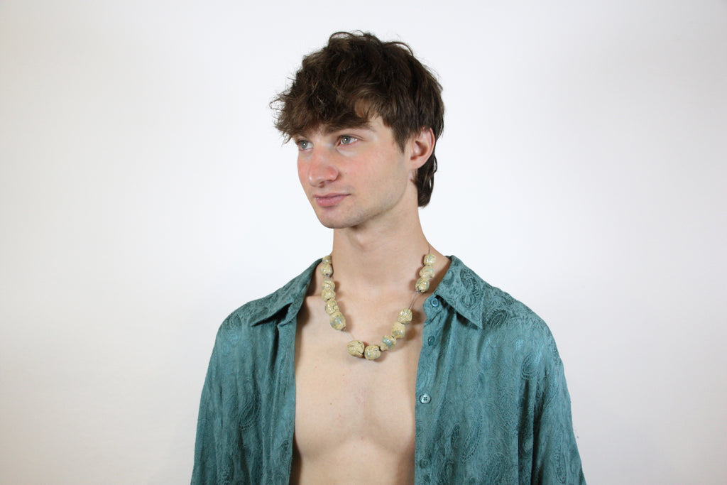 Collar Old