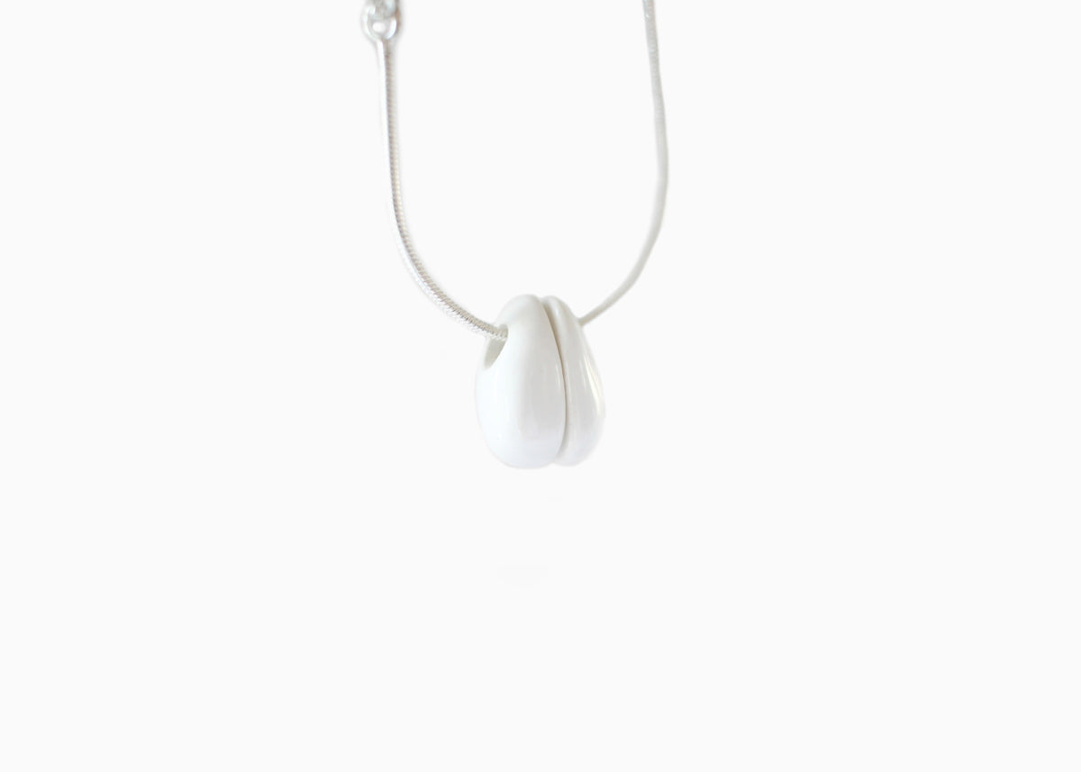 Collar Luu blanco